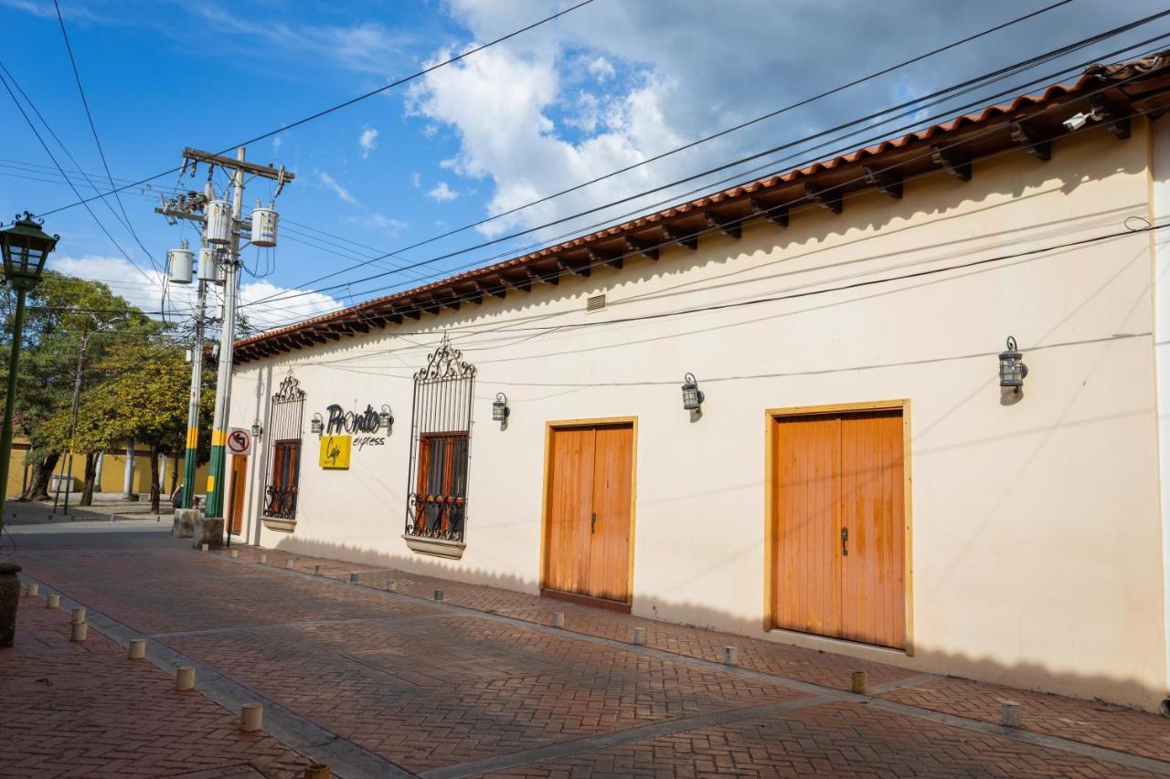 Apartamentos Casco Historico Comayagua Extérieur photo